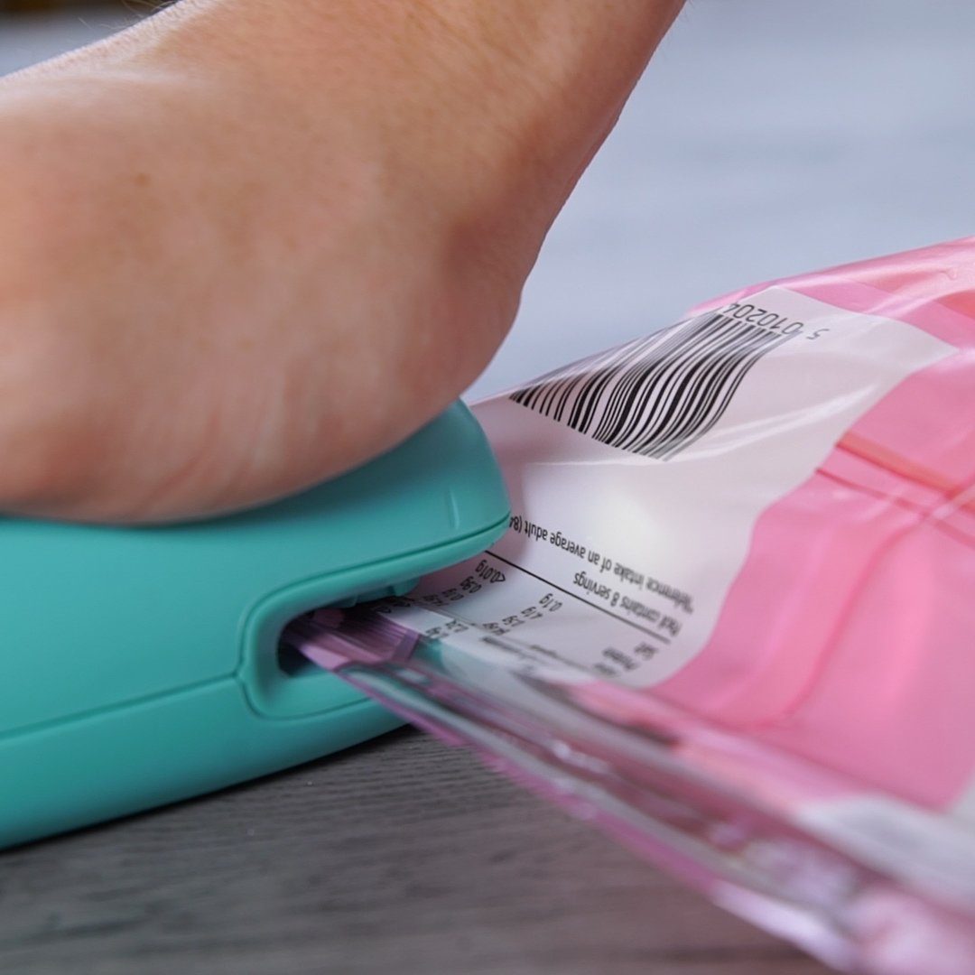 PORTABLE PACKAGE RE-SEALER