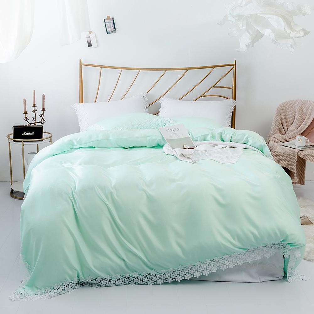 Soft Lace Bedspread Bedding Set