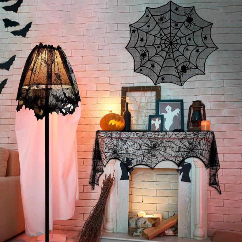 Halloween decorations set