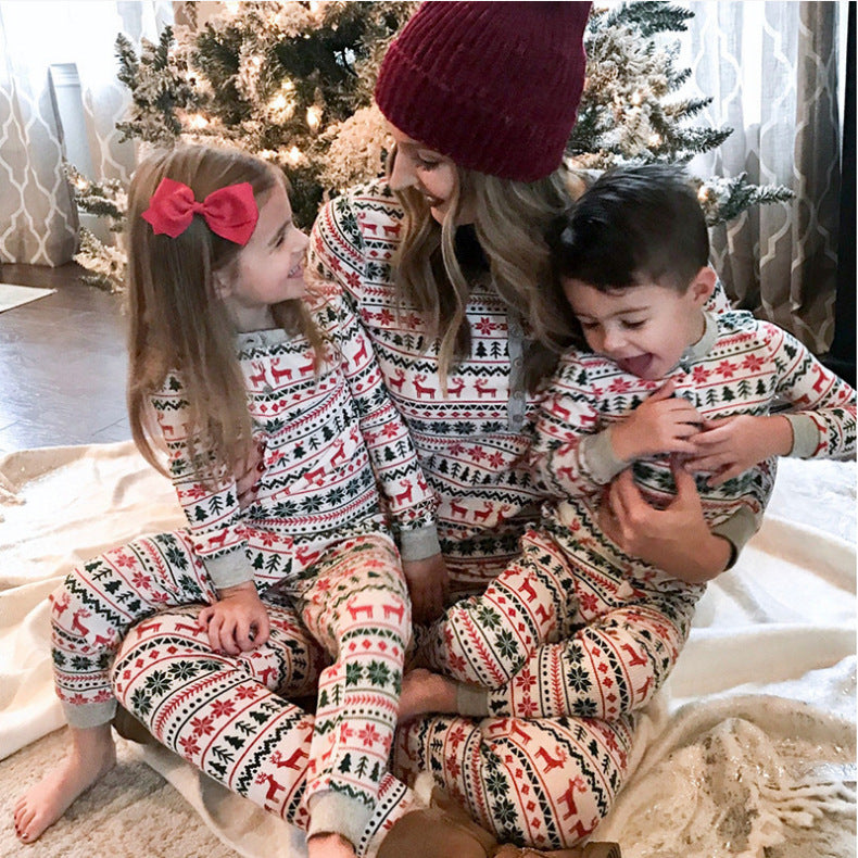 「🔥Holiday Sale - 30% Off」Christmas Tree and Reindeer Patterned Family Matching Pajamas Sets