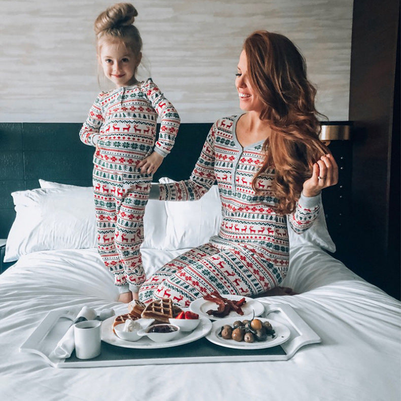 「🔥Holiday Sale - 30% Off」Christmas Tree and Reindeer Patterned Family Matching Pajamas Sets